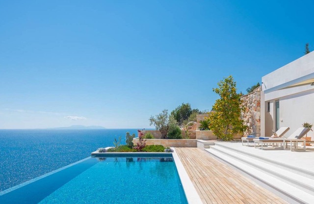 Gran Villa M al mar con piscina infinita
