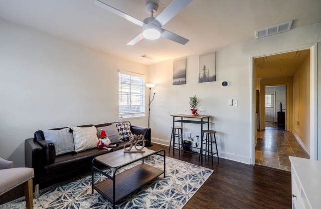 5min-Grant park|Fenced Yard|Parking|Fire Pit&BBQ