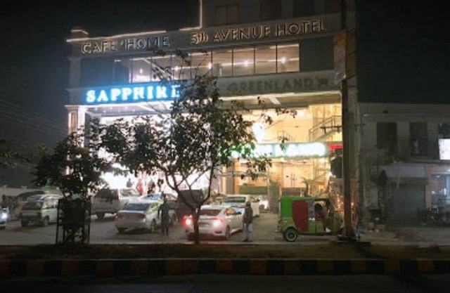 5th Avenue Hotel
