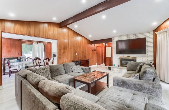 6 Acre Private Estate Home In Caledon Ontario!