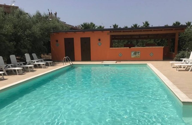 6 habitaciones, 3 baños, cerca del mar, terraza, Wi-Fi, aire acondicionado, piscina