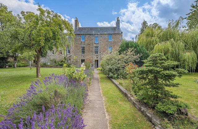 Alojamiento de 6 habitaciones en Prestonpans