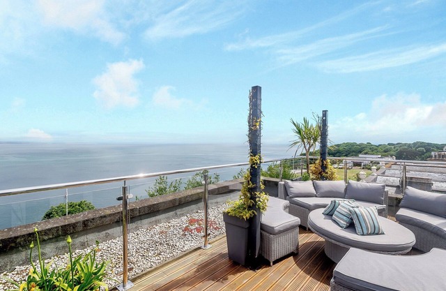 Alojamiento de 6 habitaciones en Torquay