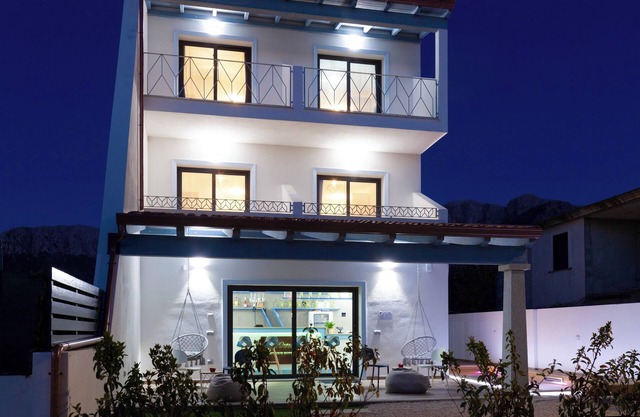 6 Bedroom Bed & breakfast in Lula