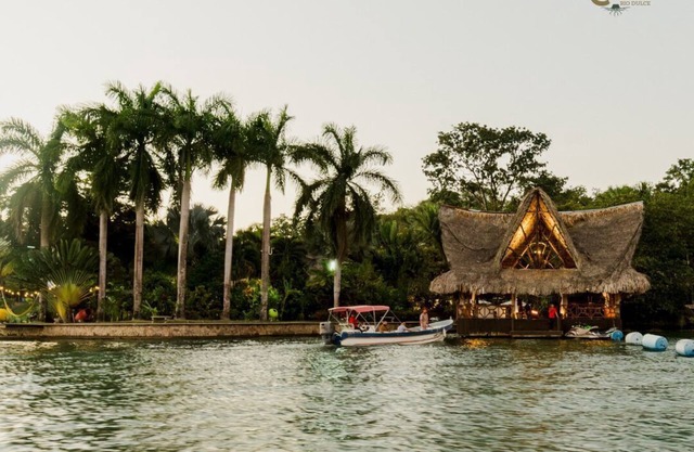 Casa Caoba- Rio Dulce