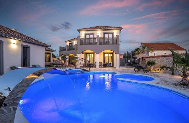 Preciosa casa de 6 dormitorios en Zadar