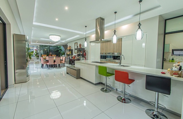 6 Bedroom House in Umhlanga