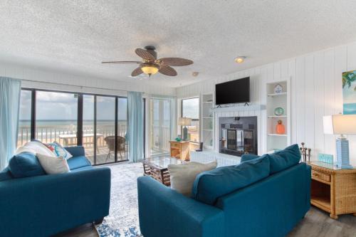 6 Bedroom Huge Decks Pets Oceanfront