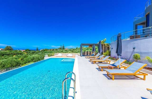 Villa de lujo de 6 dormitorios en Kontomari, Chania, Creta