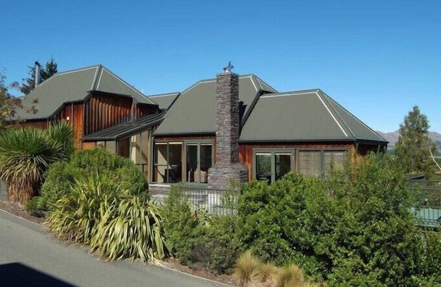 6 Oregon Heights