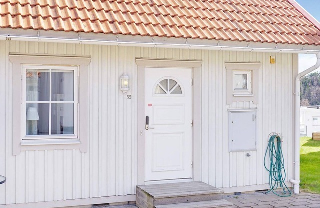 4 esrellas case en STRÖMSTAD