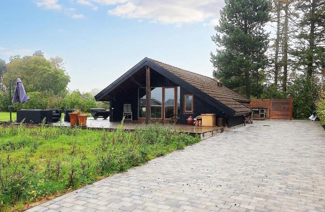 6 person holiday home in Stubbek bing