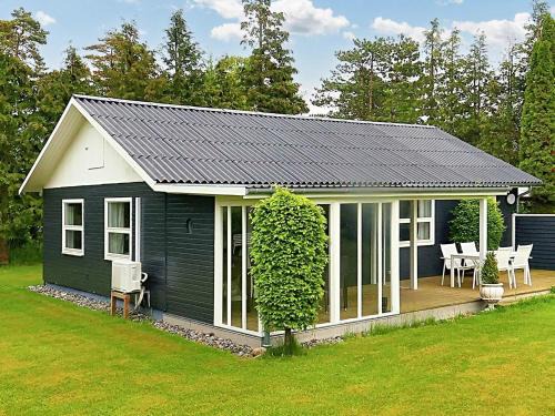 6 person holiday home in Idestrup-By Traum