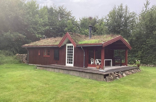 6 person holiday home in Roslev