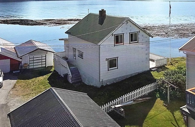 6 personas casa en Sørvær