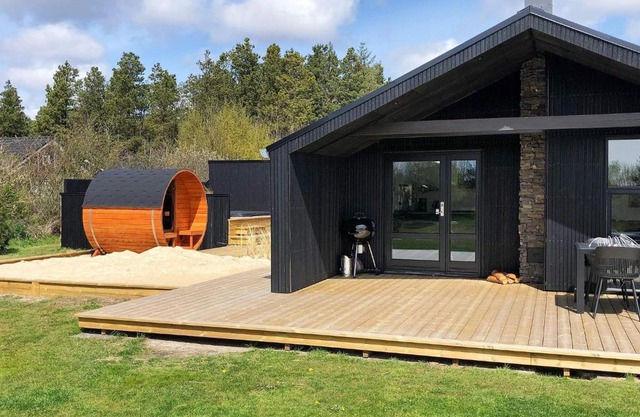 6 person holiday home in Bl vand