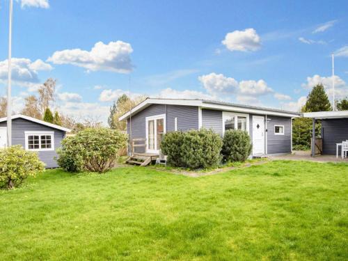 6 person holiday home in Børkop-By Traum