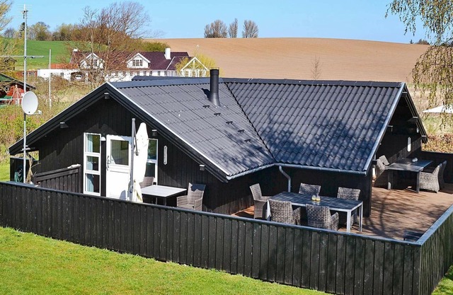 Cómoda casa de vacaciones en Haarby junto a la playa