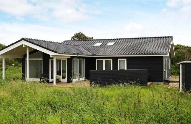 6 person holiday home in Hundested