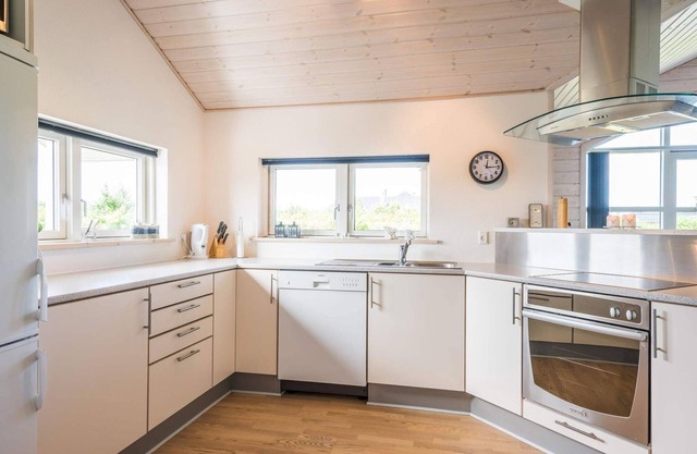 6 person holiday home in Tarm