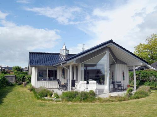 6 person holiday home in Faaborg-By Traum