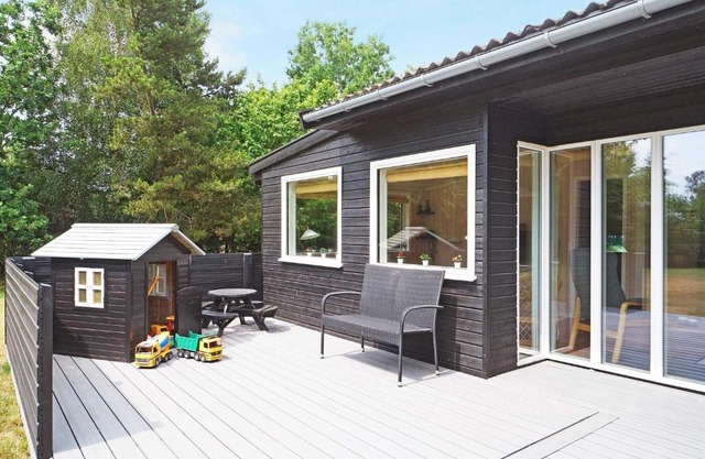 6 person holiday home in Højby-By Traum