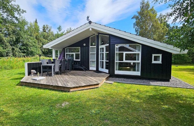 6 person holiday home in Hadsund
