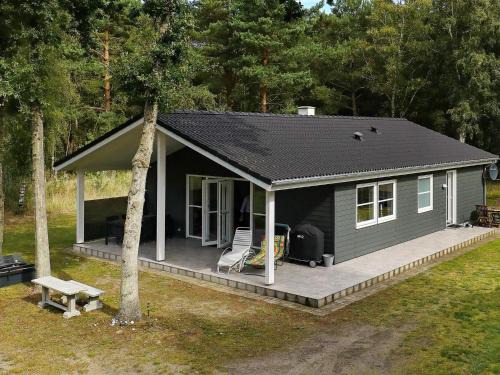 6 person holiday home in Læsø