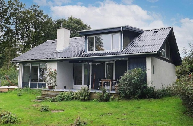 6 person holiday home in Roslev
