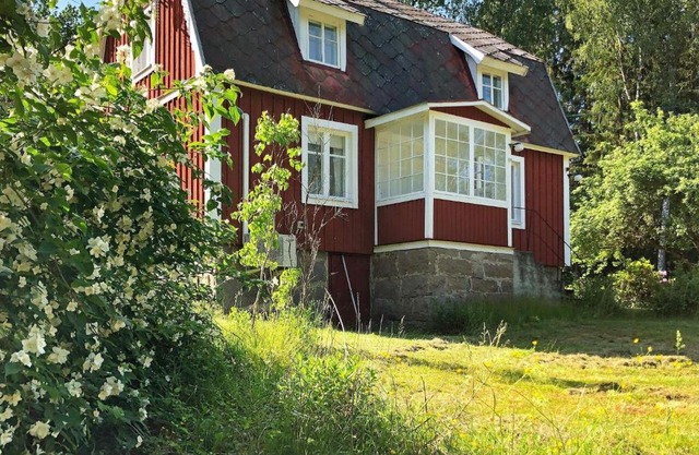 6 person holiday home in Hallabro