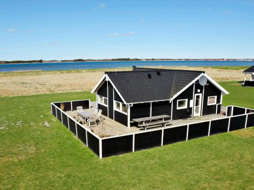 6 person holiday home in Storvorde-By Traum