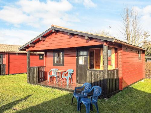 6 person holiday park home in Gørlev