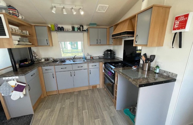 6 Rannoch, lovely holiday static caravan for dogs & their owners.