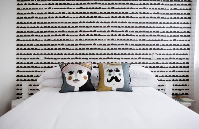 60 Balconies Art