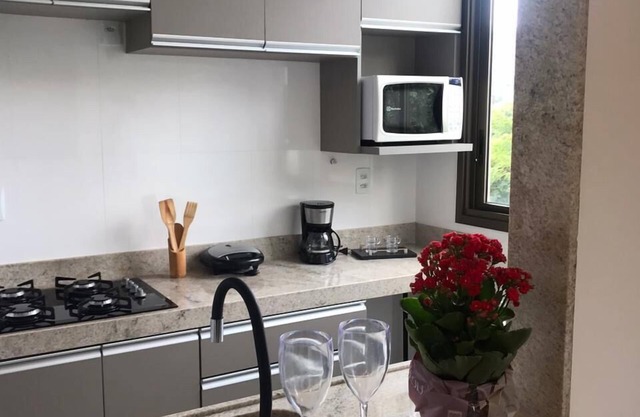 604 SUITABLE NEAR BH SHOPPING
