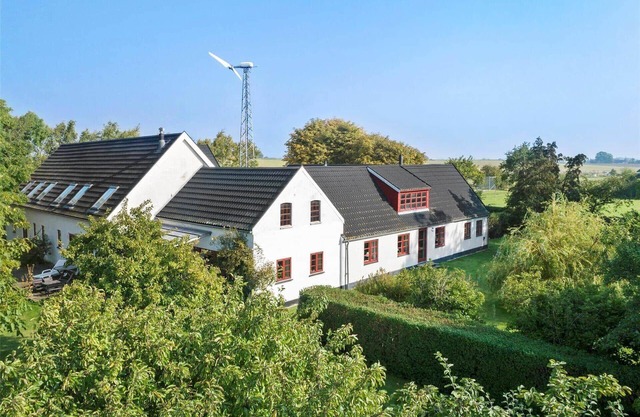 6318 Stege - Holtegårdsvej 18 B