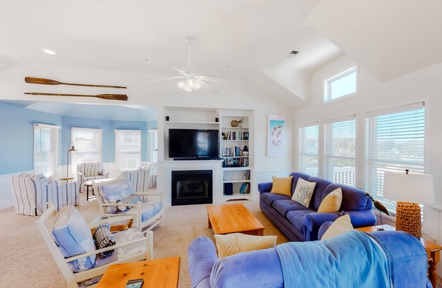 6BR Oceanside | Pool | Hot Tub | Balcony | Tennis