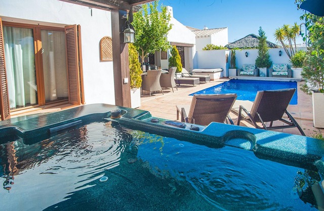 Villa pour 15 personnes - avec piscine, sauna et jacuzzi à Murcia