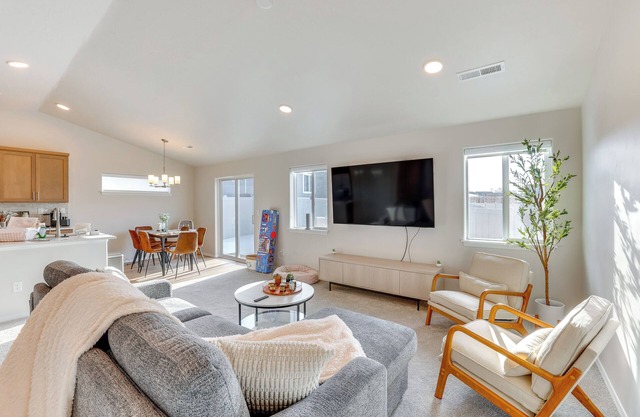 7 Mi to Lake Lowell Park: Nampa Home w/ Backyard