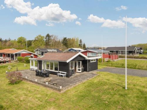 7 person holiday home in Juelsminde-By Traum
