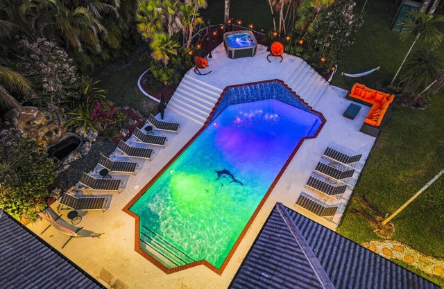 7000sf Mansion Pool|Theater|Gameroom