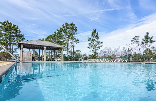 7020 Rookery 3 Someday Came Close to Beach two Pool Beach Amenities