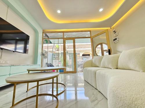 711house