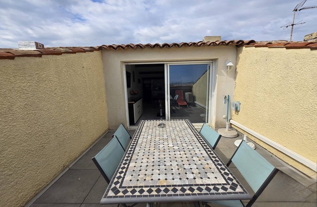 72 m2 duplex apartment with large terrace and sea view