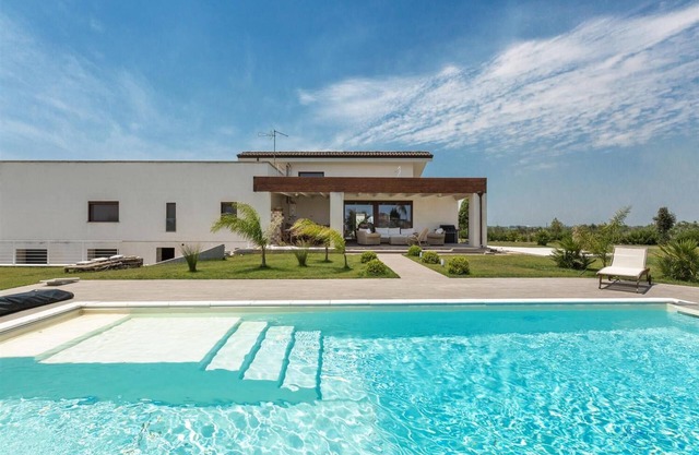 725 Villa Giulia Suite de lujo