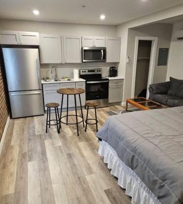 728 E. Broadway Ave., Unit 204, Maryville, TN.