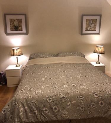 7B Riverside Villas