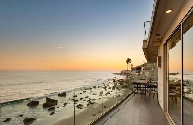 $7 Million Malibu Oceanfront Residence | Amazing Views