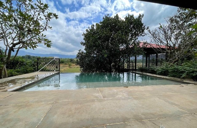 7th sky cheerful villa