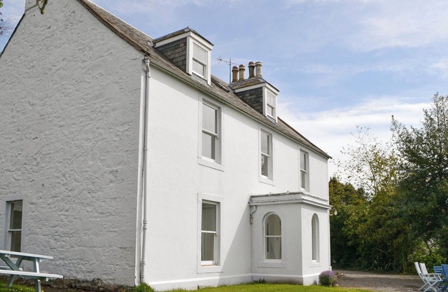 Alojamiento de 8 habitaciones en Holywood, by Dumfries